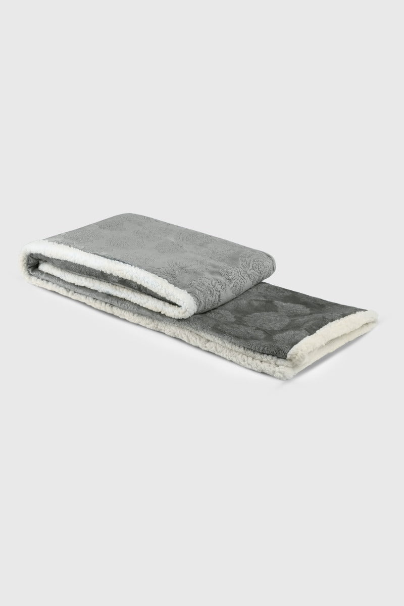 Patura pufoasa cu design luxos MAJESTIC GRI 140/200 cm