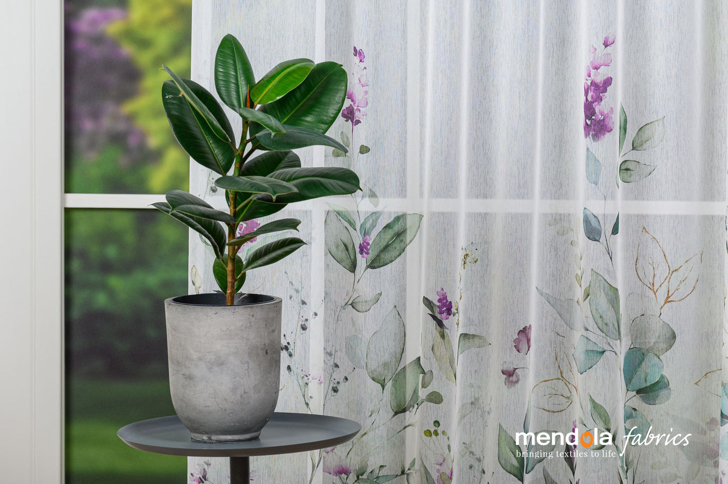 Perdea Bettsy 01, voal cu model floral, verde și mov