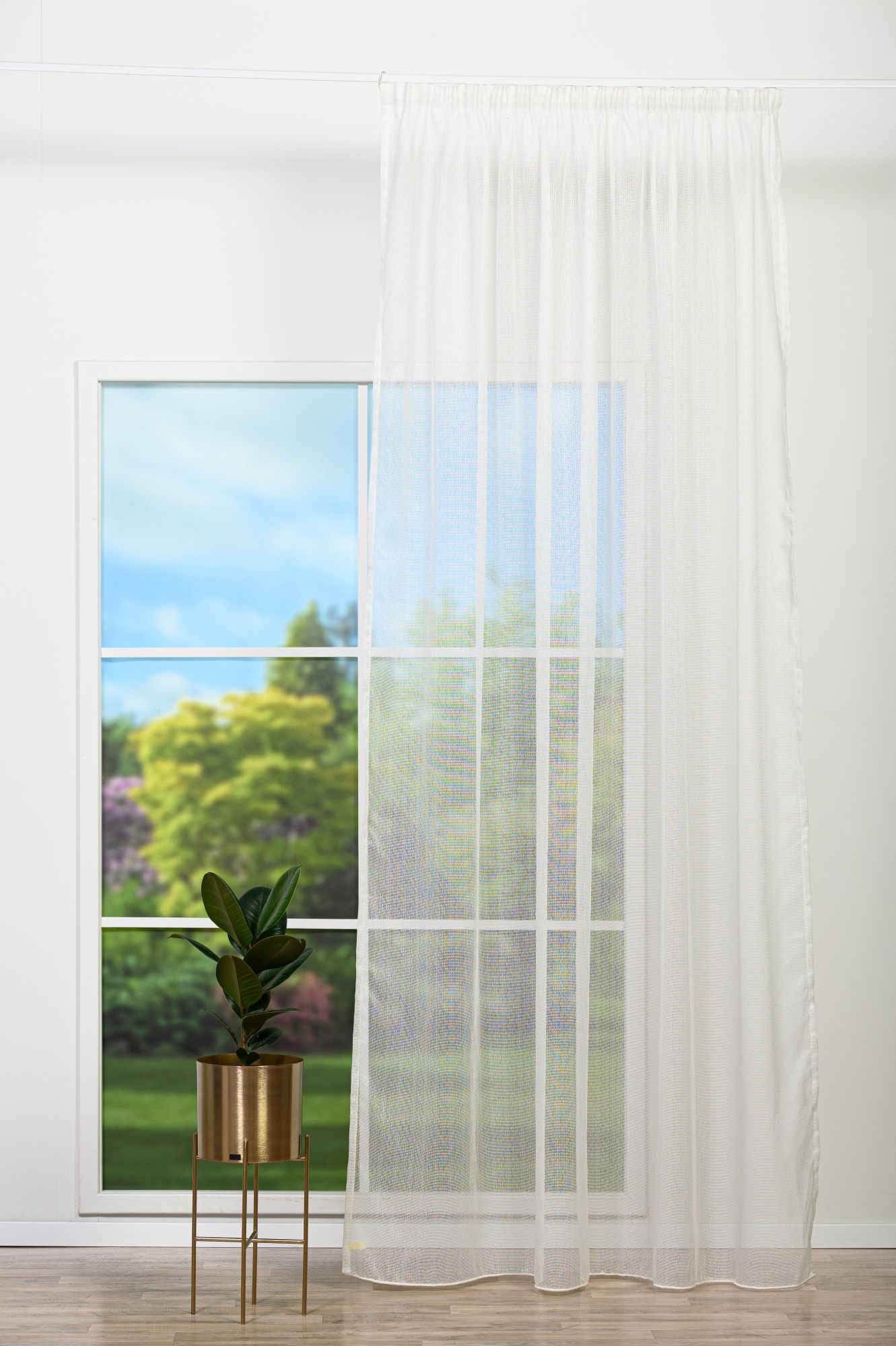 Perdea JEUX R1700, crem, tip plasă, cu inserții strălucitoare