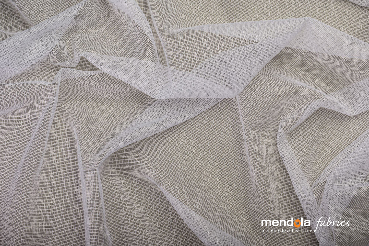 Perdea JEUX T08, ivoire, tip plasă, cu inserții strălucitoare