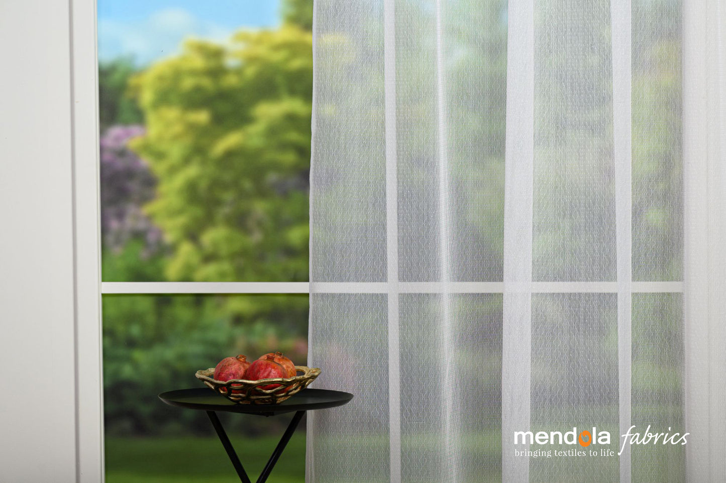 Perdea JEUX T08, ivoire, tip plasă, cu inserții strălucitoare