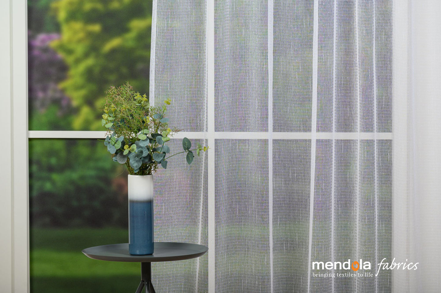 Perdea Oiseau R01, albă, model geometric subtil