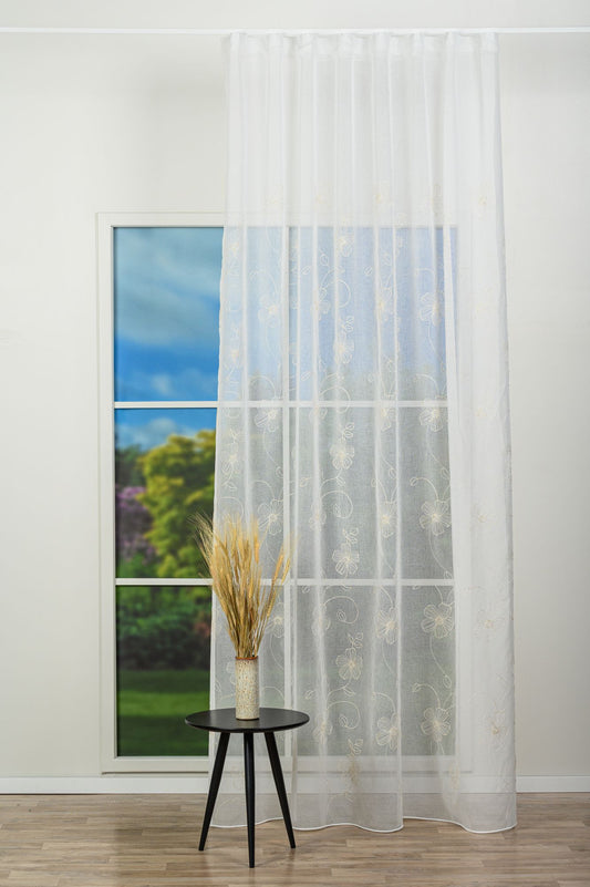 Perdea Carila 01, crem, broderie cu model floral