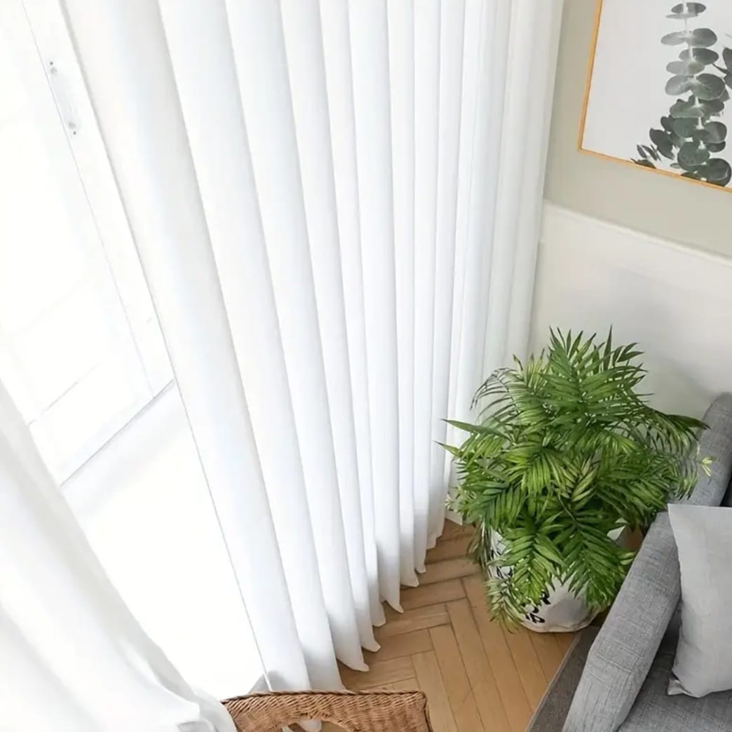 Perdea Silk 02, ivoire textura matasoasa, material nesifonabil țesută cu fir de plumb în partea inferioară