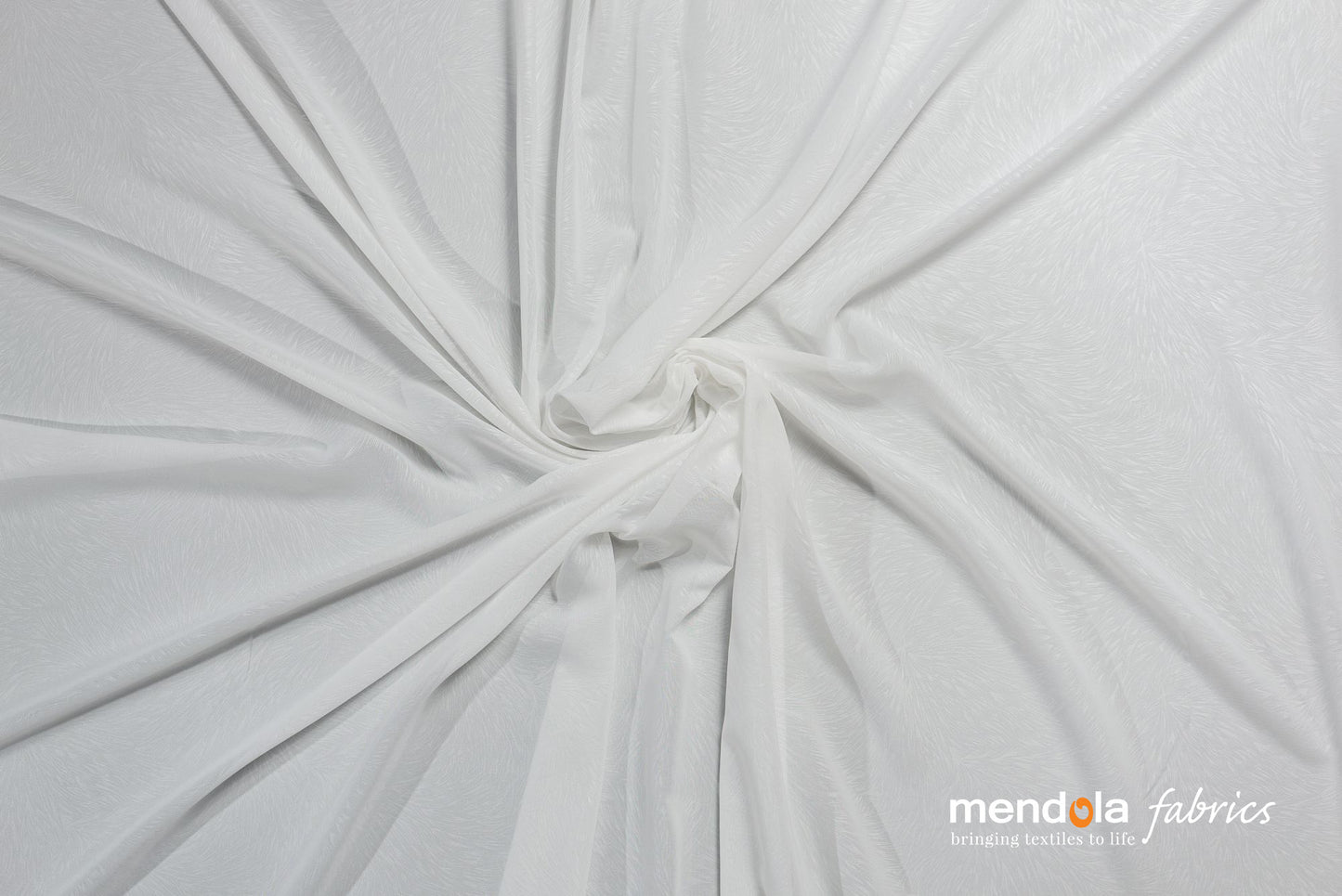 Perdea Sara 01, albă, transparentă, cu model subtil de frunze