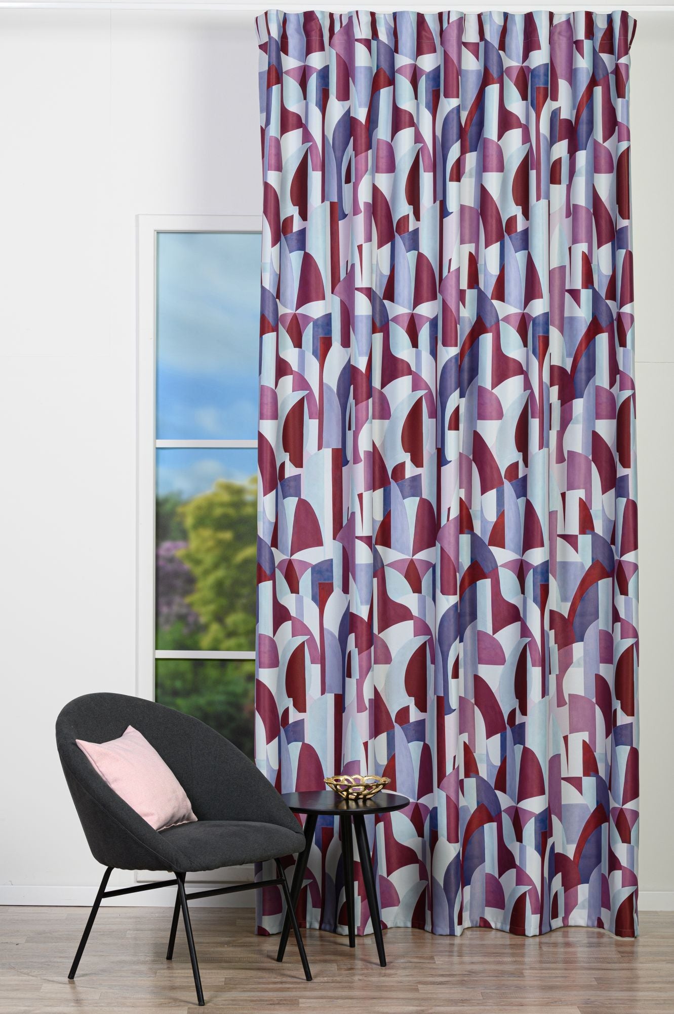 SEMPER 01 drapery, dimout, with geometric pattern, burgundy-purple