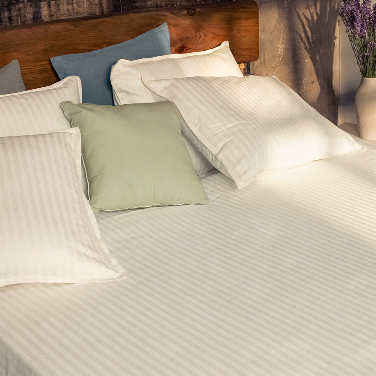 Cearsaf de pat cu dungi SEVILLA LUX ECRU 240/260 cm