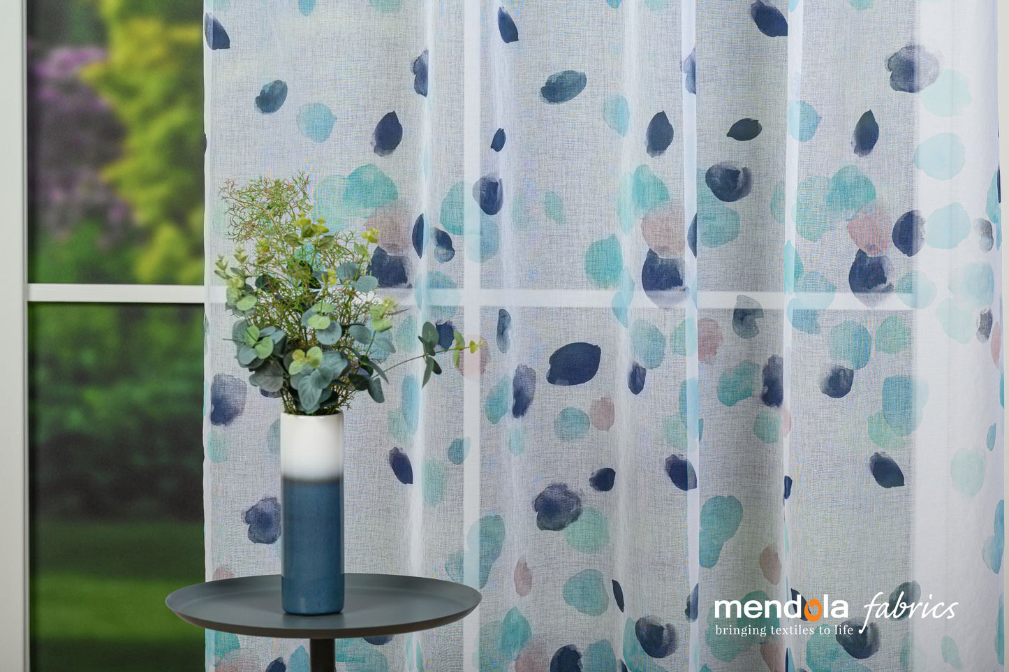 Dessi C1 curtain, blue, with multi-colored polka dots