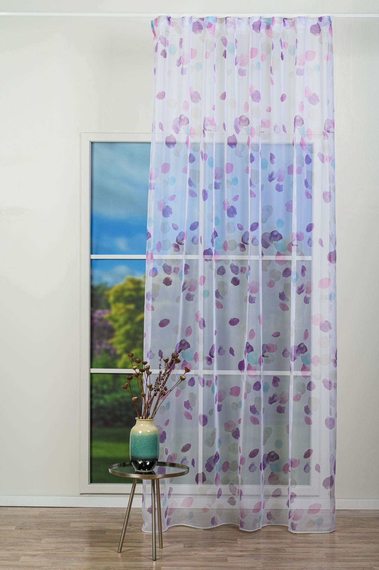 Dessi V4 curtain, purple, with multi-colored polka dots