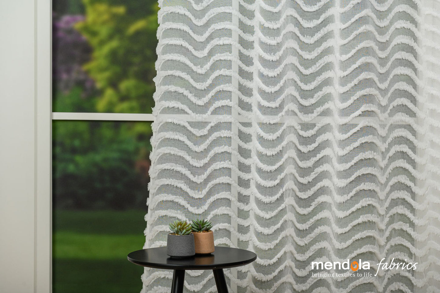 Perdea Parada 01, albă, uni, cu valuri din material