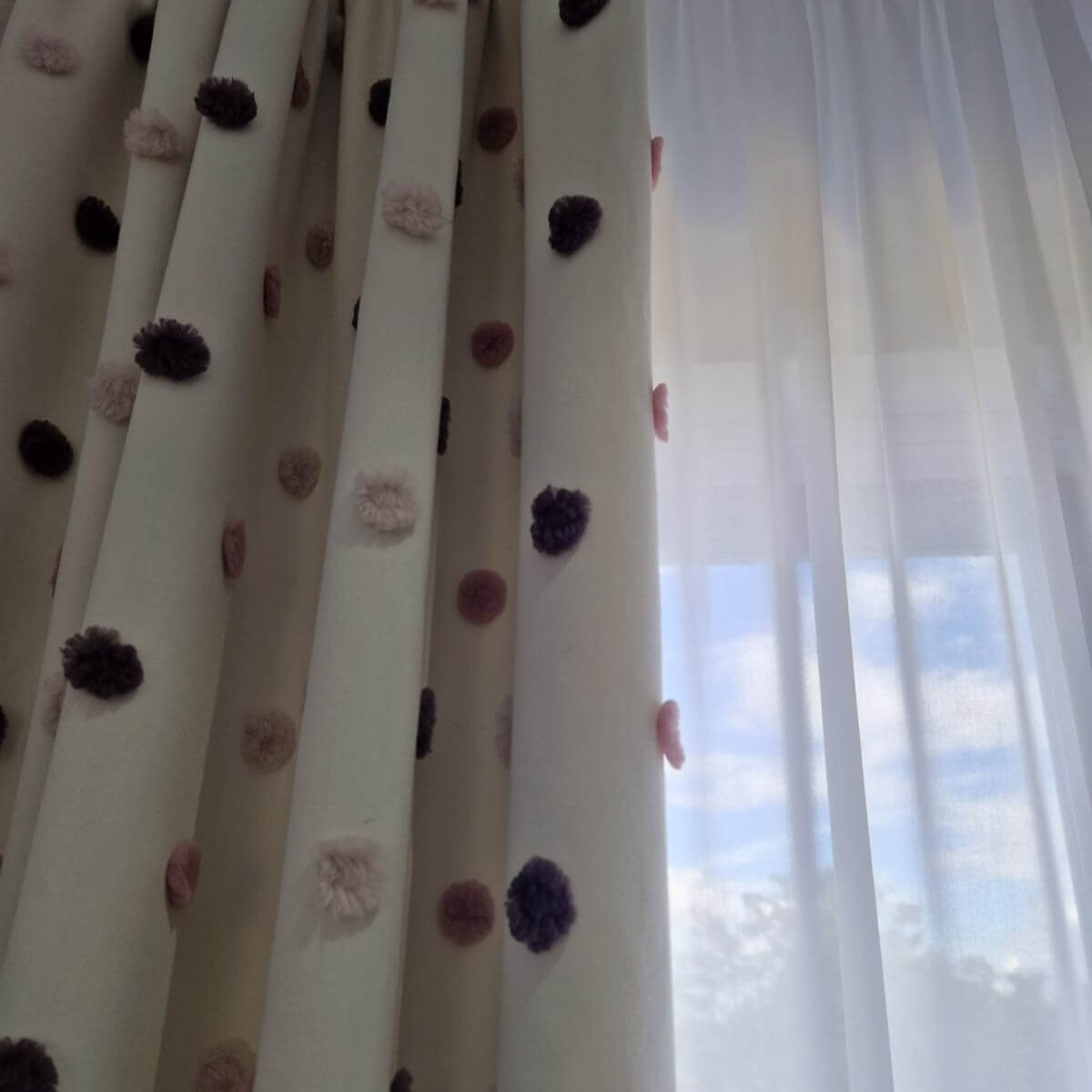 Joy 02 drapery, 3D pattern with pink and purple polka dots woven in relief, ivory background