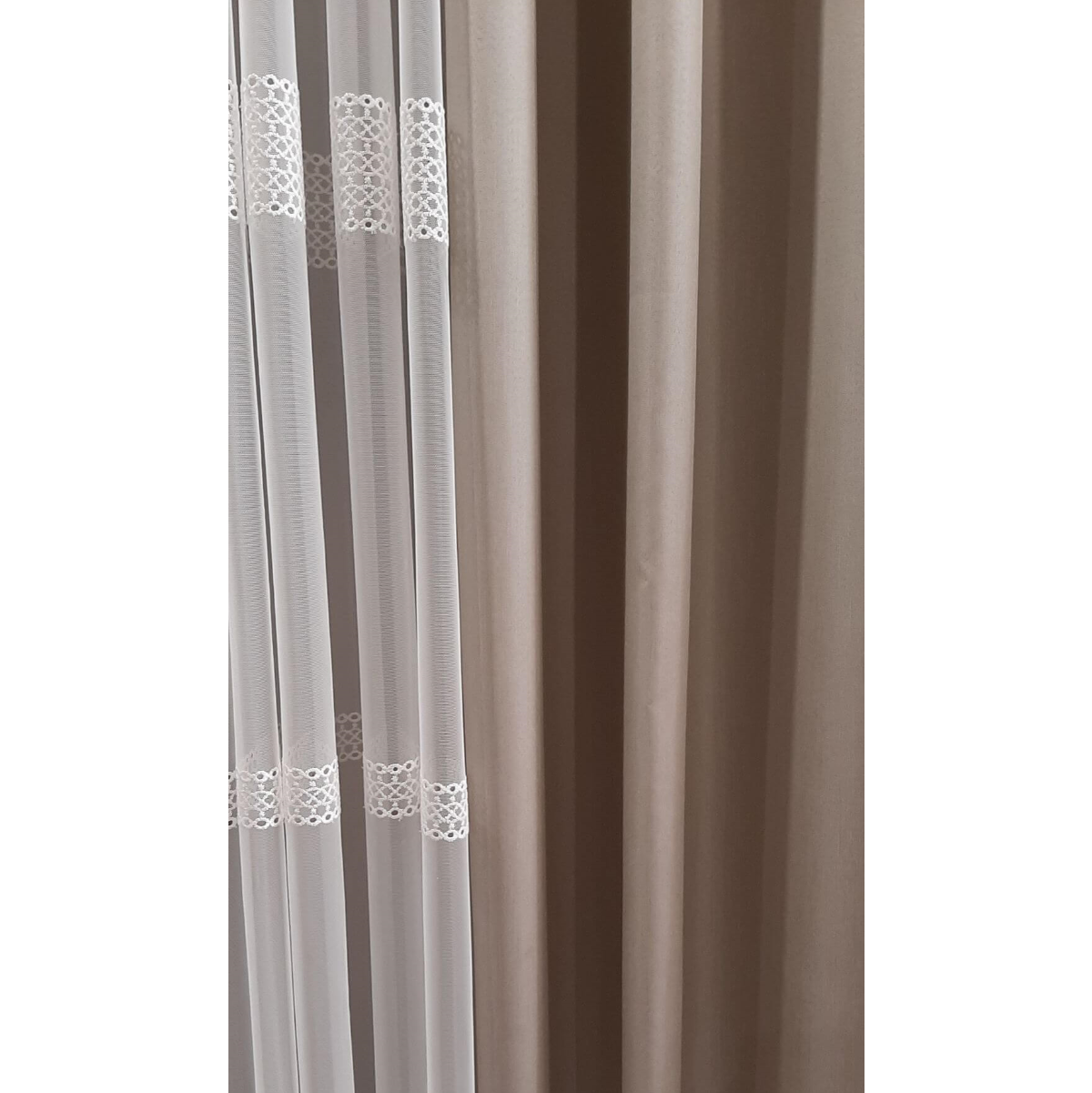 Linda 928 drapery, cream, satin taffeta, double sided