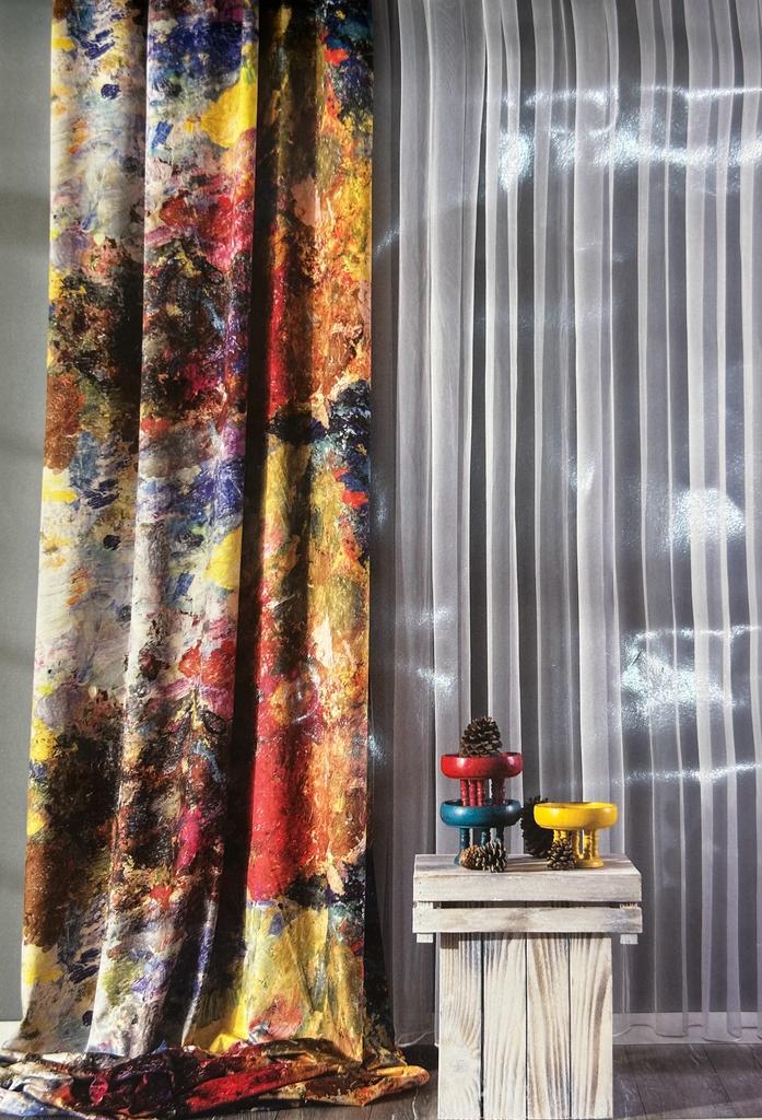 Draperie Costa Rica 01, tip dimout, model abstract multicolor, lățime 1,50 m