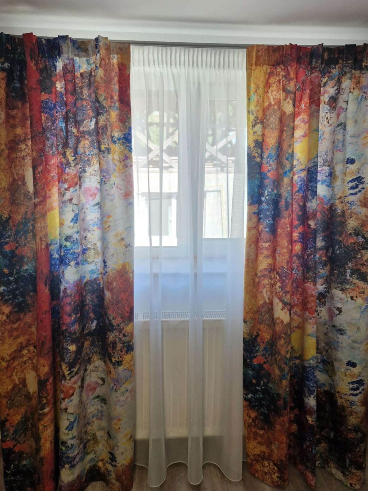 Draperie Costa Rica 01, tip dimout, model abstract multicolor, lățime 1,50 m