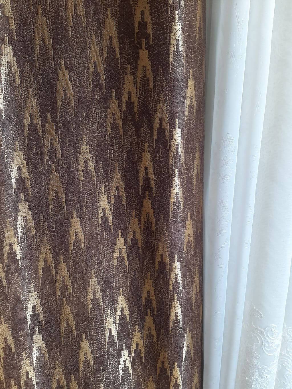 Pold V7 drapery, brown with gold, classic model