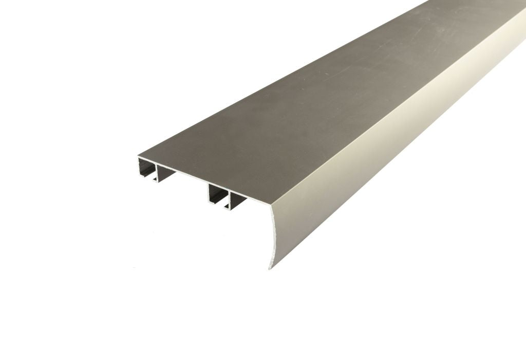 Sistem Decolino 02, șină dublă din aluminiu cu mascare turnată din fabrică, nuanța aluminiu satinat