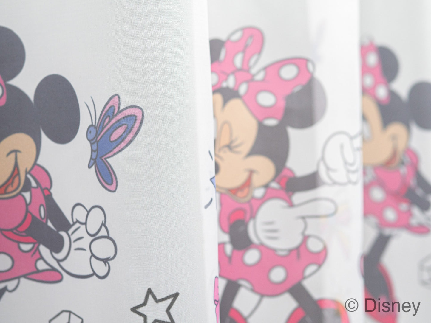 Perdea MINNIE R/02, dimensiuni 140 X 245 cm, Colecția Disney