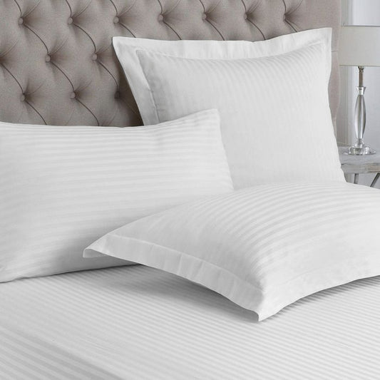 Lenjerie de pat de lux ALB 100% bumbac satinat in dungi 4 piese