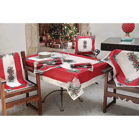 Napron Merry Christmas, bumbac, model cu crengi de brad, alb, argintiu, verde și roșu, dimensiuni 45 x 95 cm